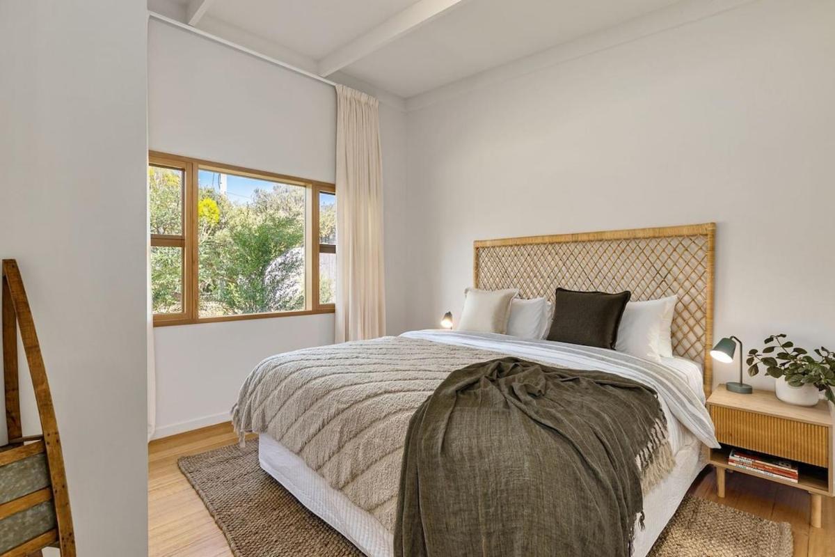 Ivy Tyrone -Gas heated Pool Stunning renovation