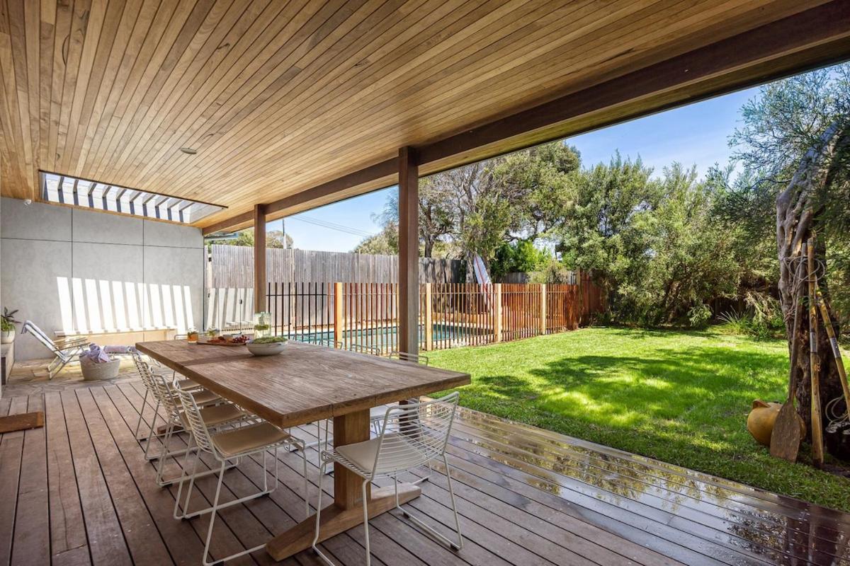 Ivy Tyrone -Gas heated Pool Stunning renovation