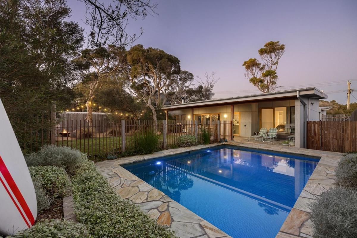 Ivy Tyrone -Gas heated Pool Stunning renovation