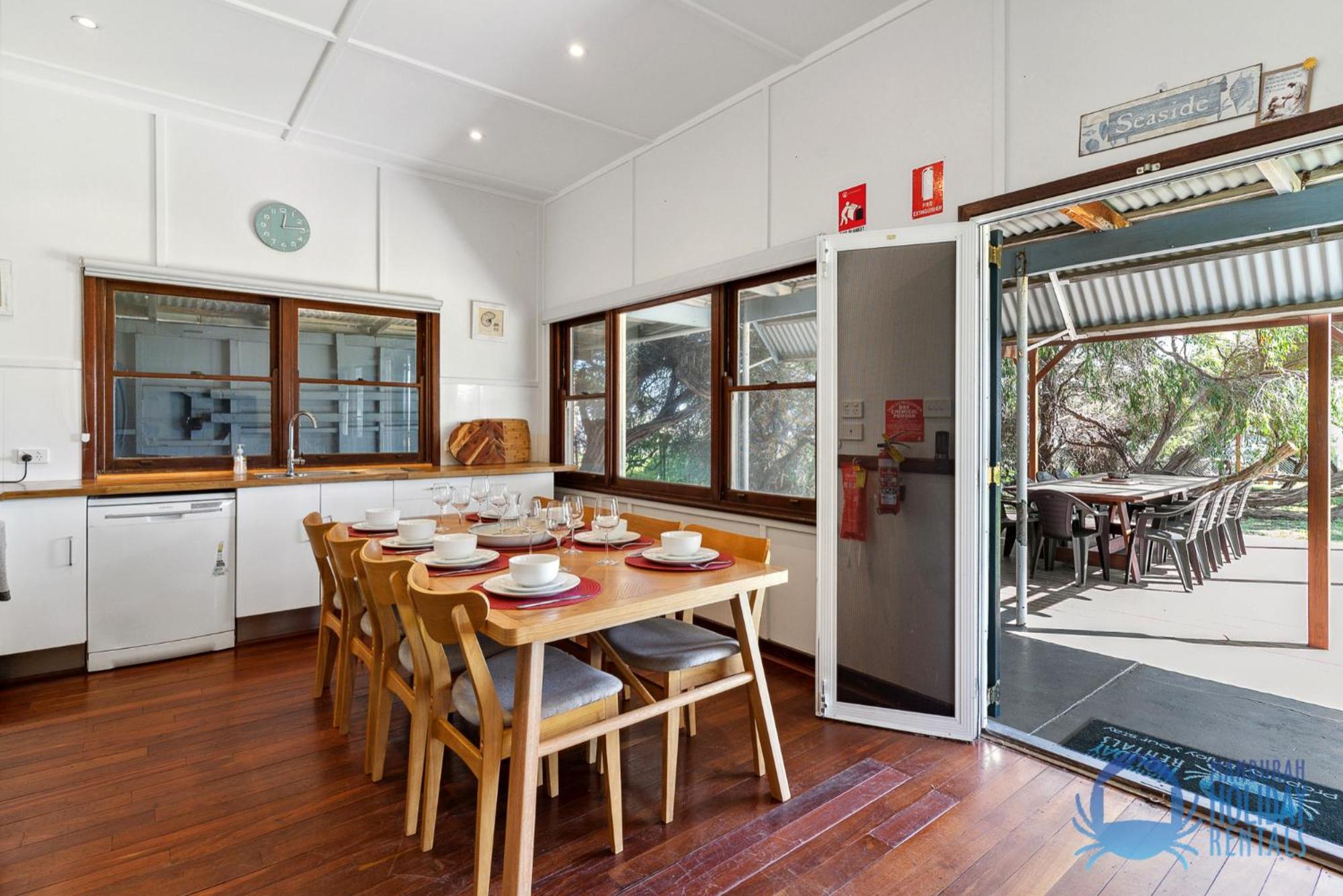 Beach Cottage In The Heart Of Mandurah