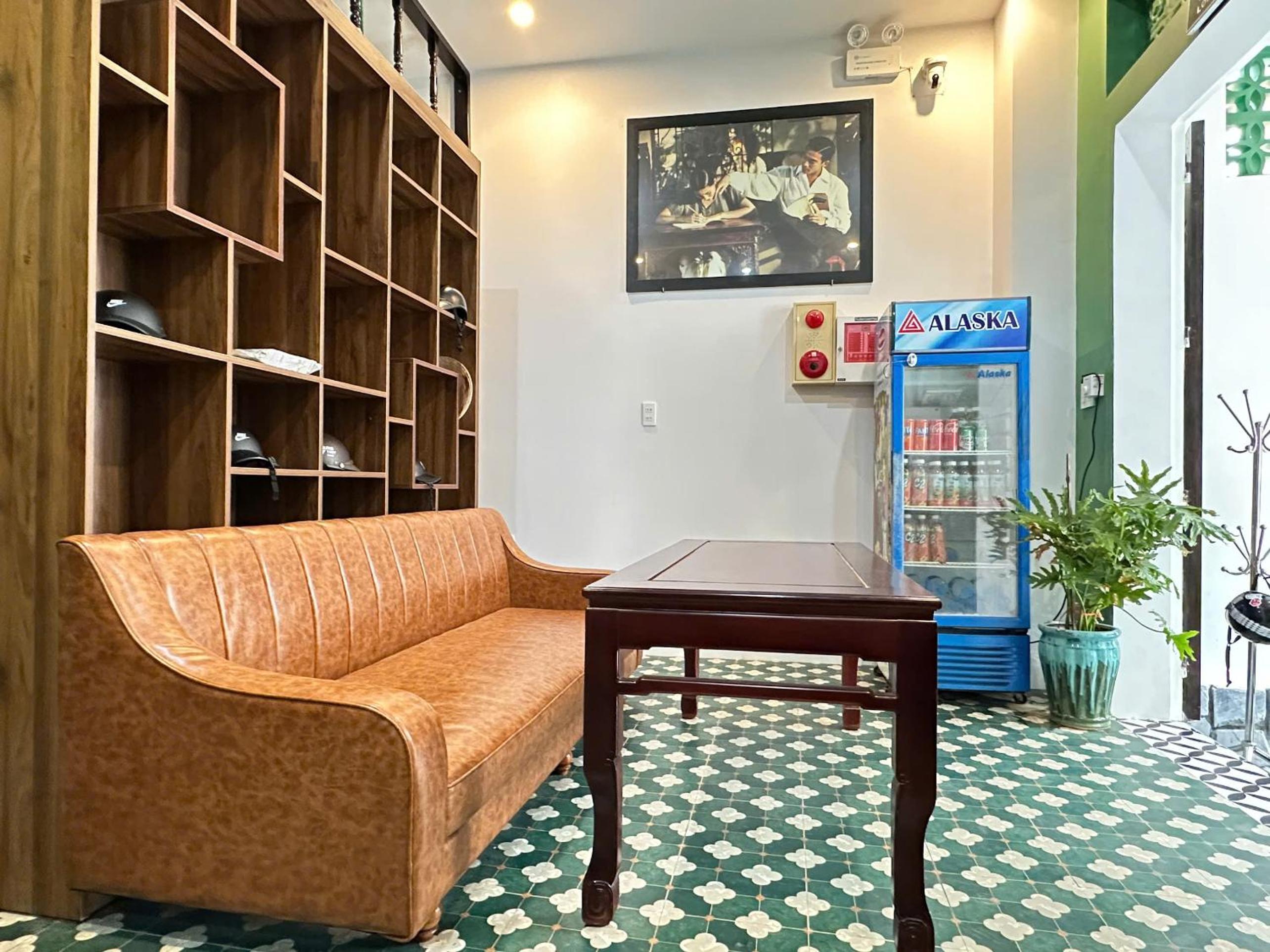 Nineties homestay