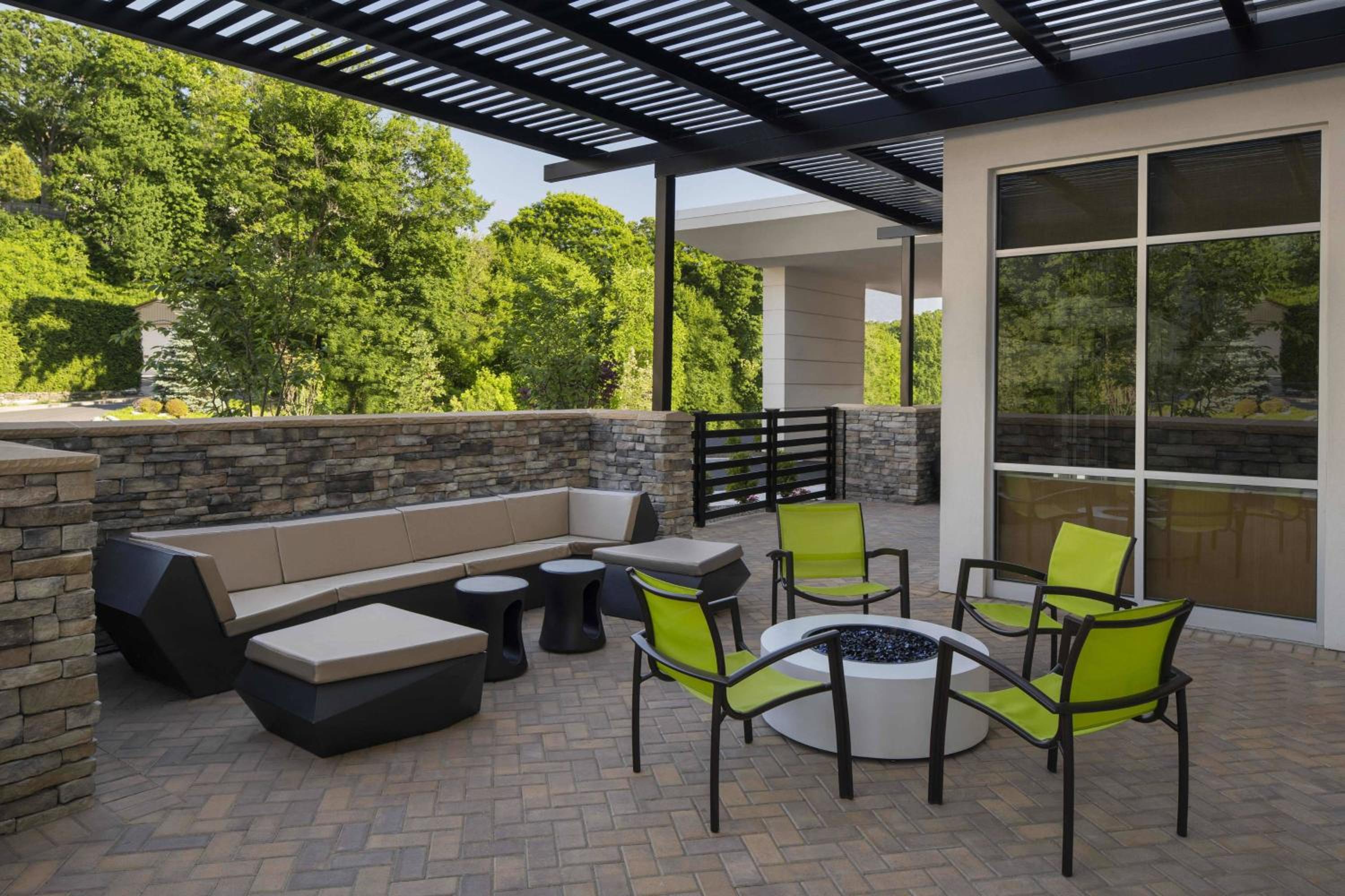 SpringHill Suites by Marriott Tuckahoe Westchester County - Property Image 10