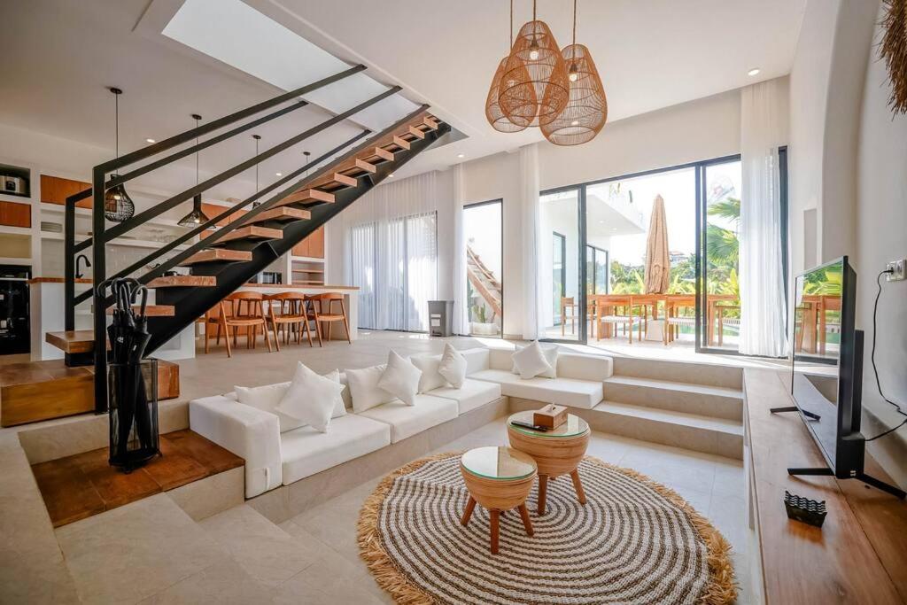 Maison Coucou - Modern Minimalist 3BR Villa near Tanah Lot view 4