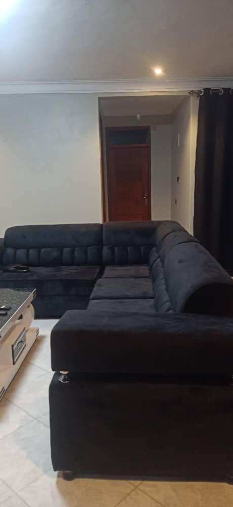 Hannah living view 2