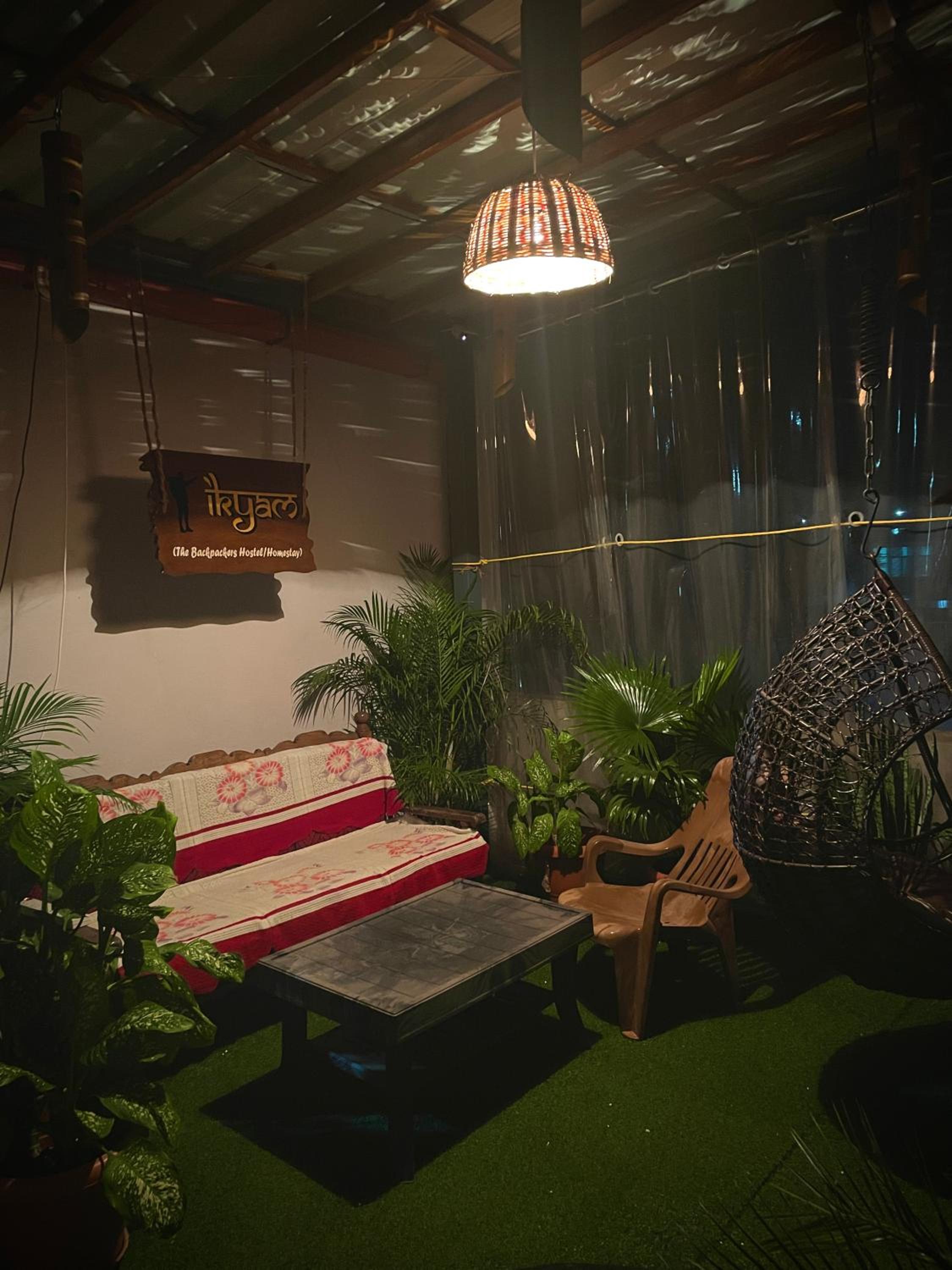 iKyam (The Backpackers Hostel/Homestay)