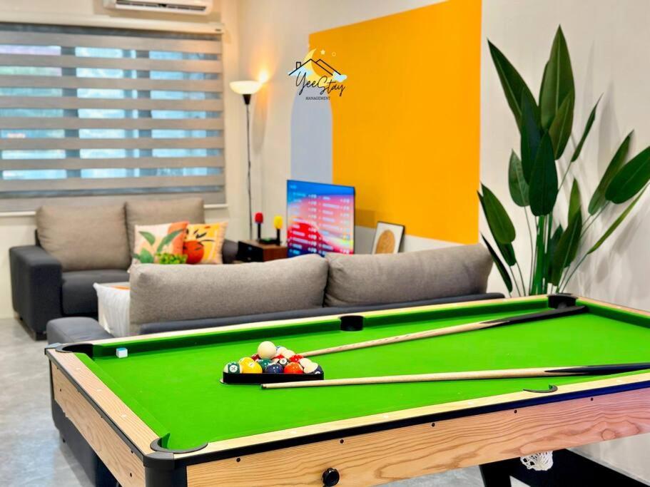 Kota10pax PoolTable Karaoke photo 4