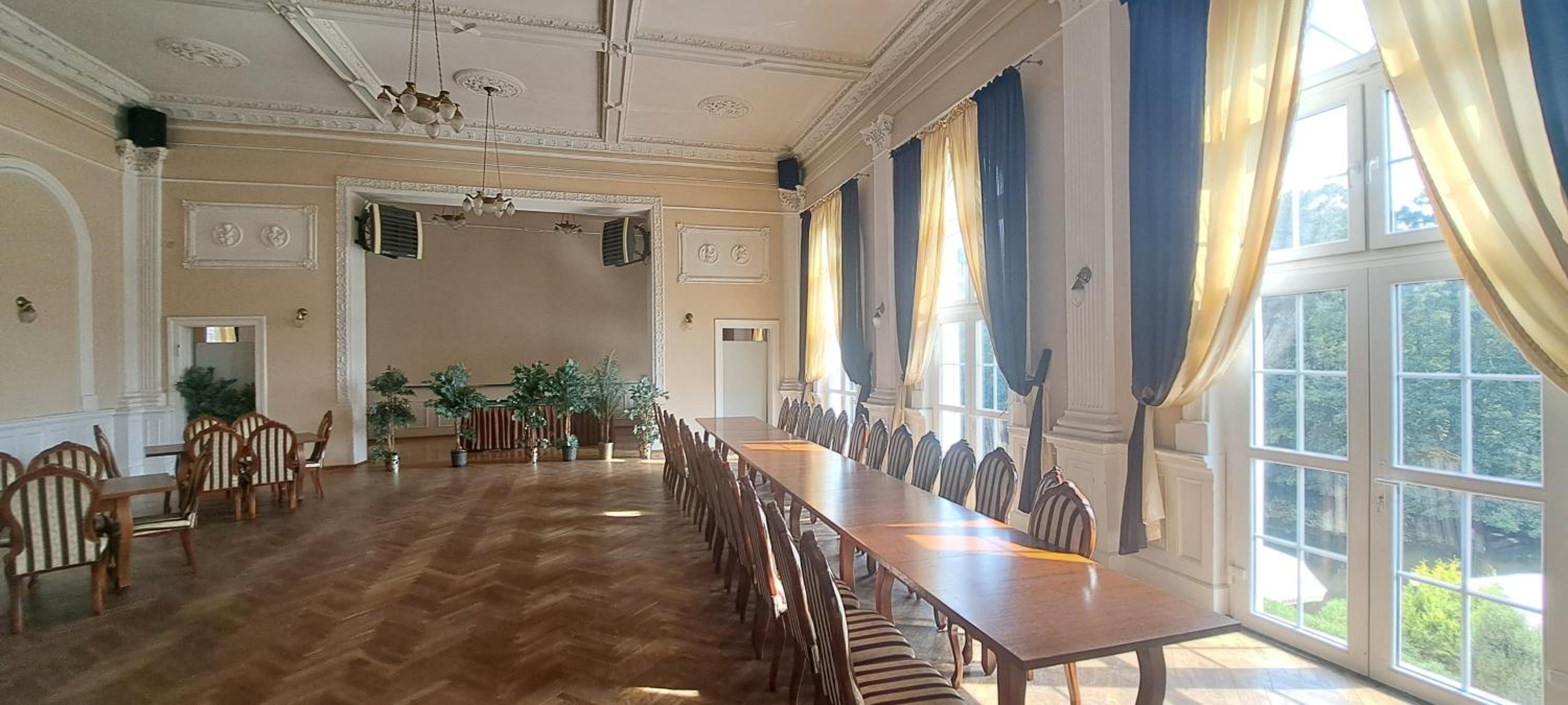 meeting & event spaces