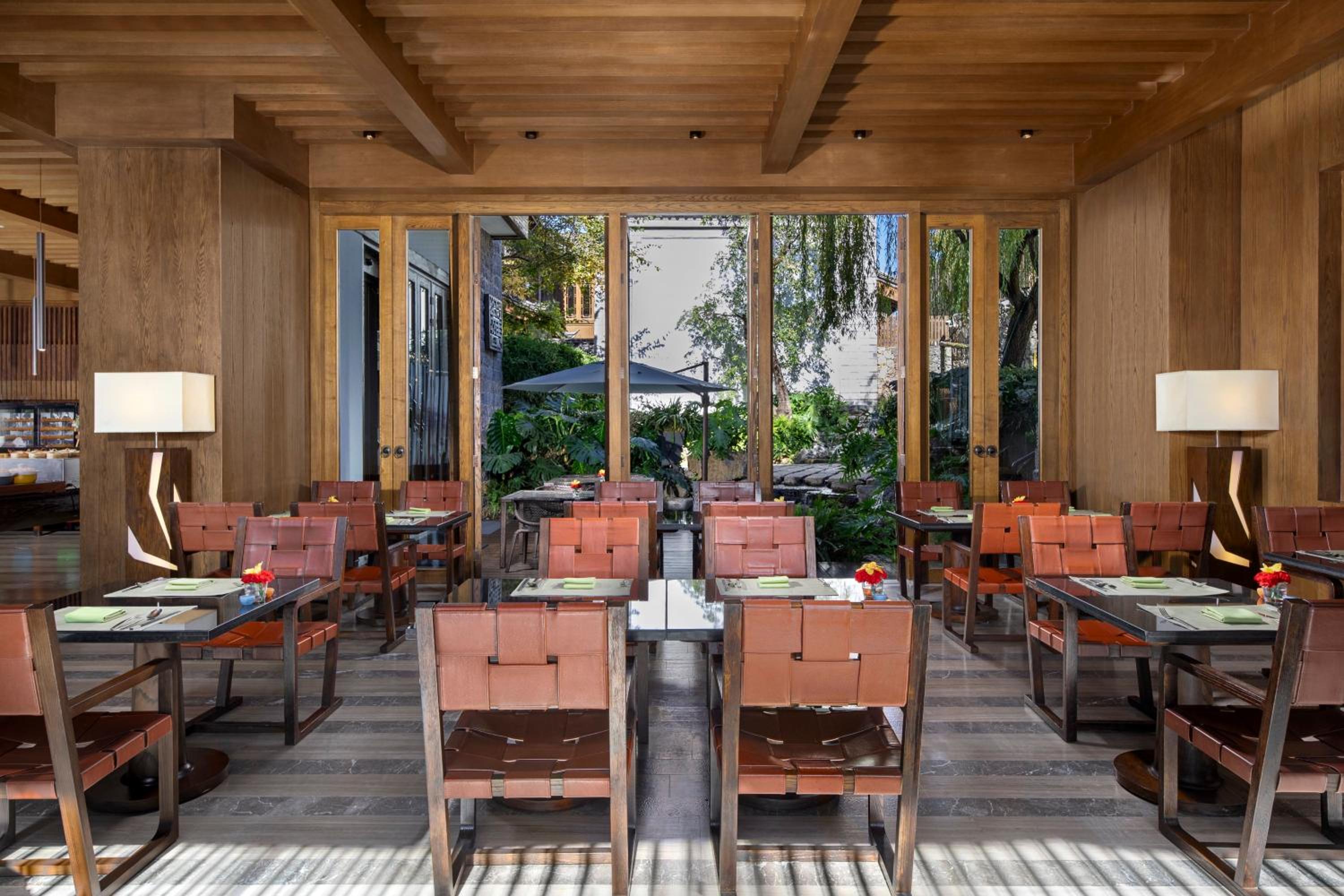Hotel Indigo Lijiang Ancient Town by IHG