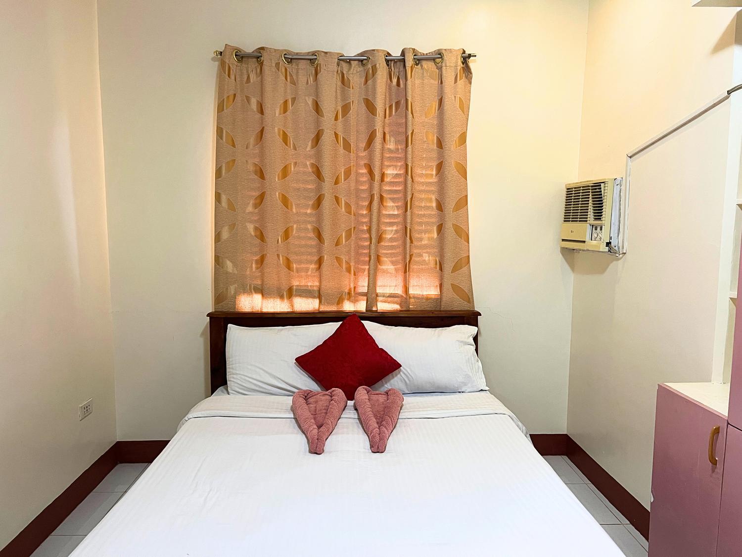 Manora Apartment