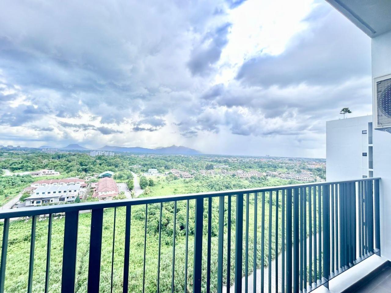 Jeff & Ricky Homestay112-Studio Podium Apartment Kuching photo 6