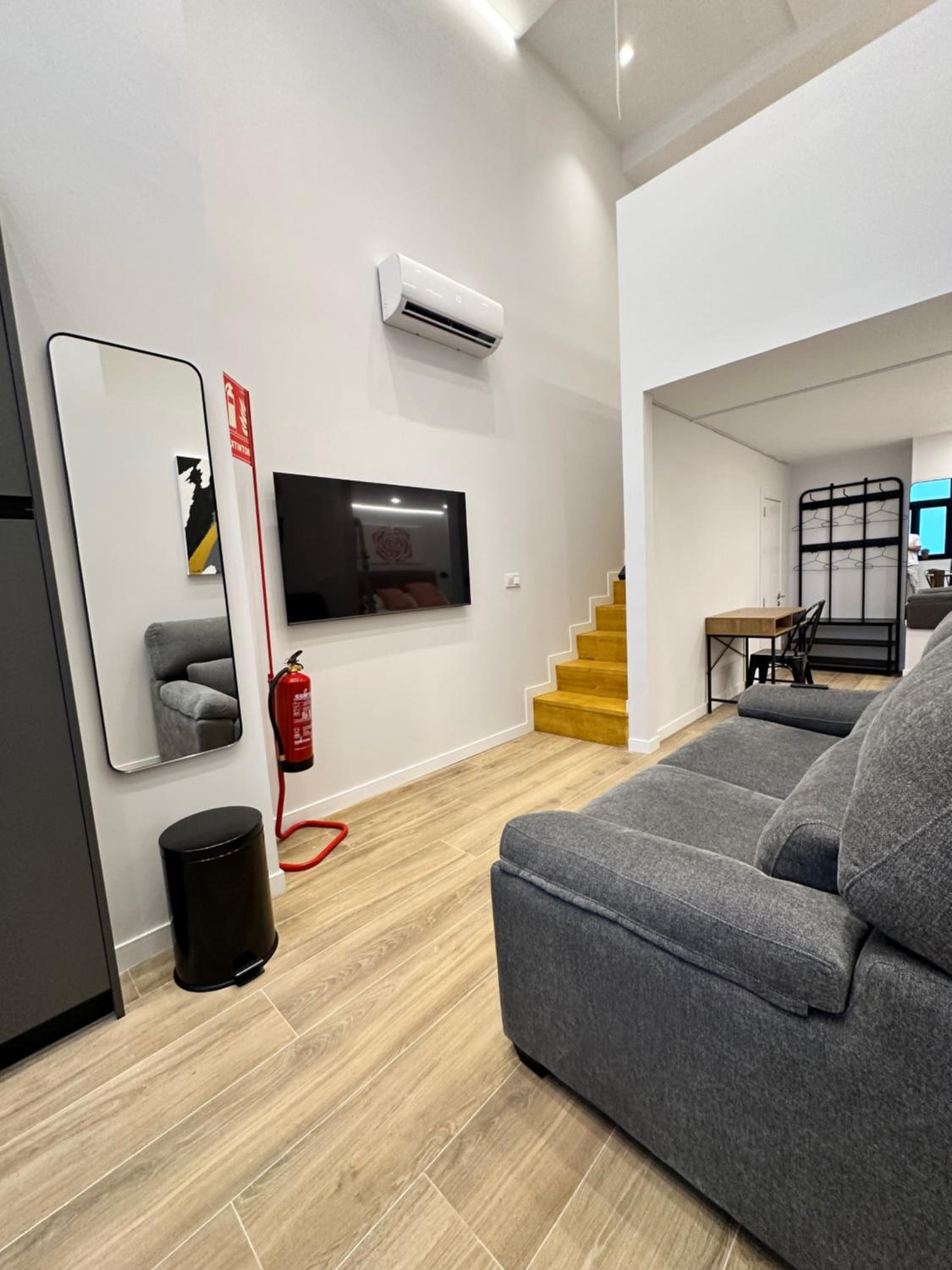 LOFT Accommodative B en Valencia — hotel room