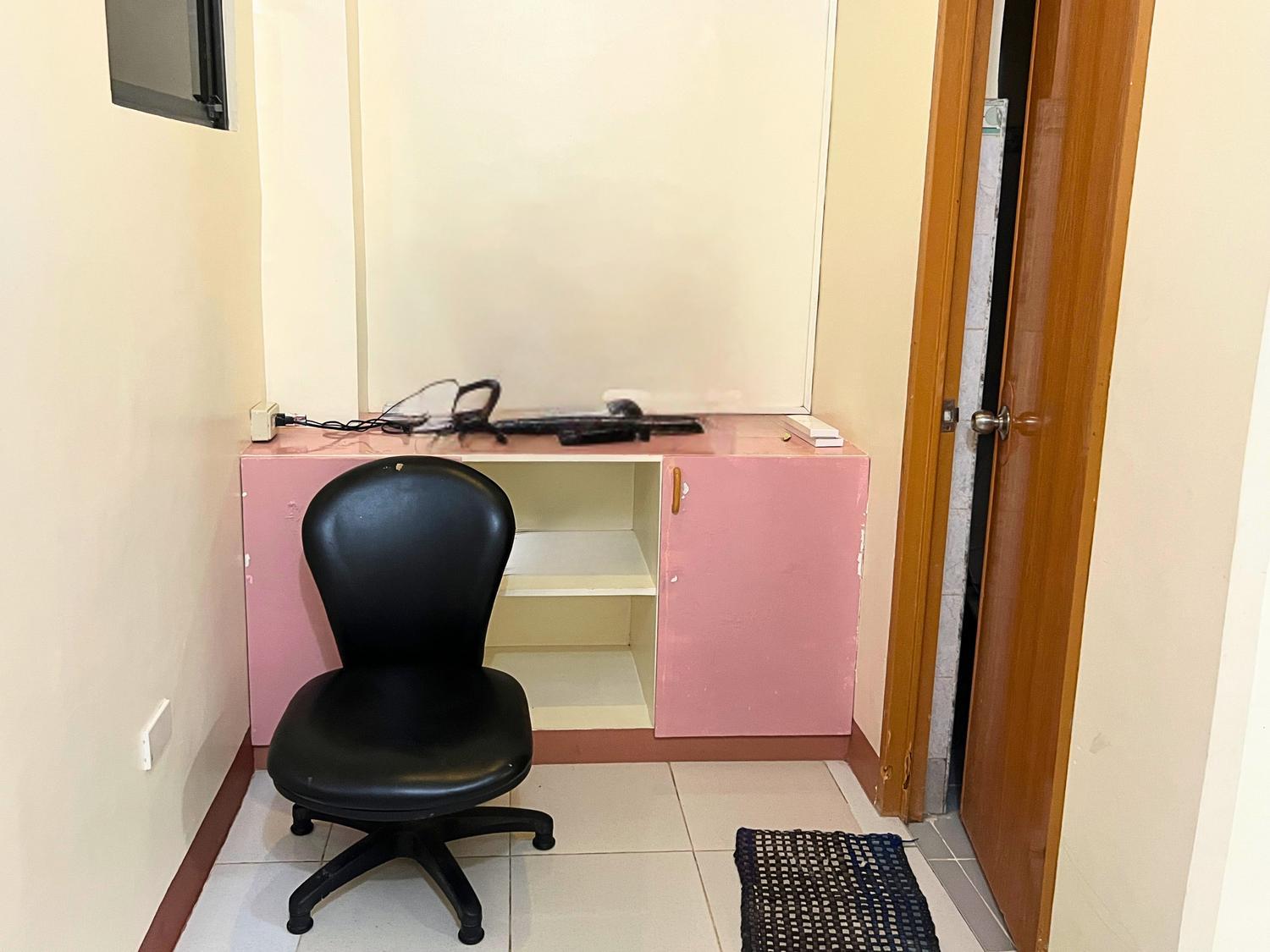 Manora Apartment