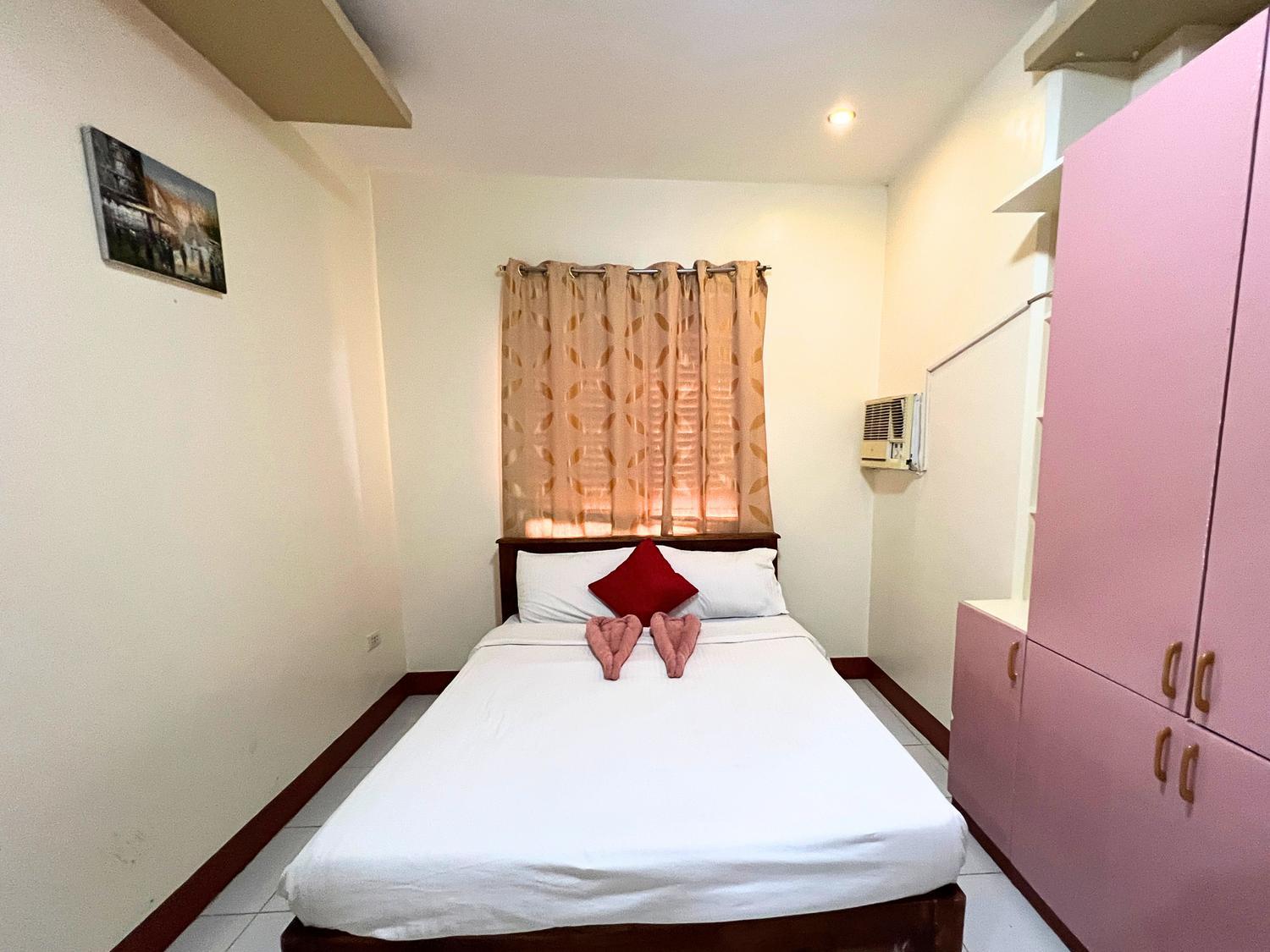 Manora Apartment