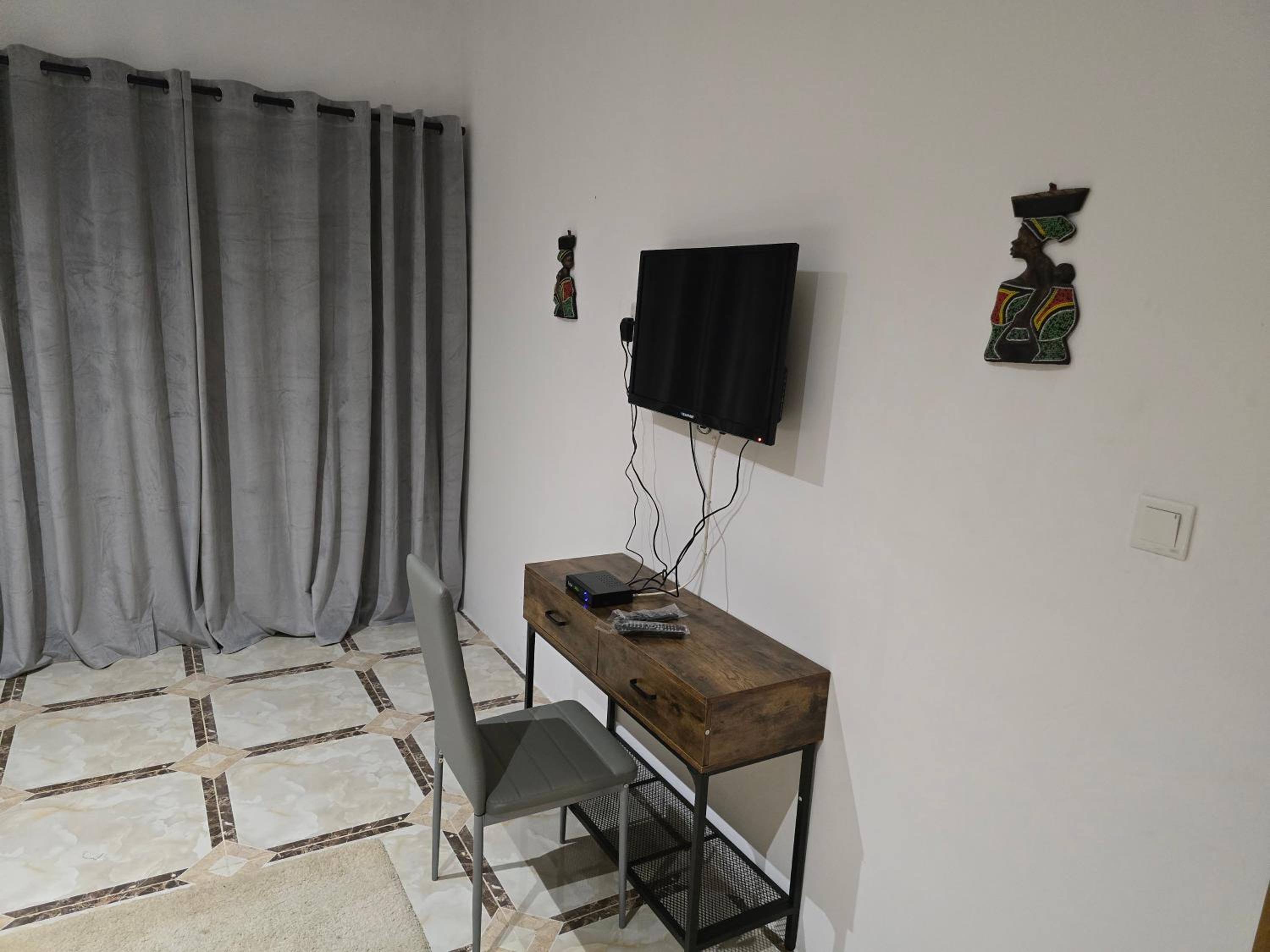 Cape Coast Travellers' Inn view 4