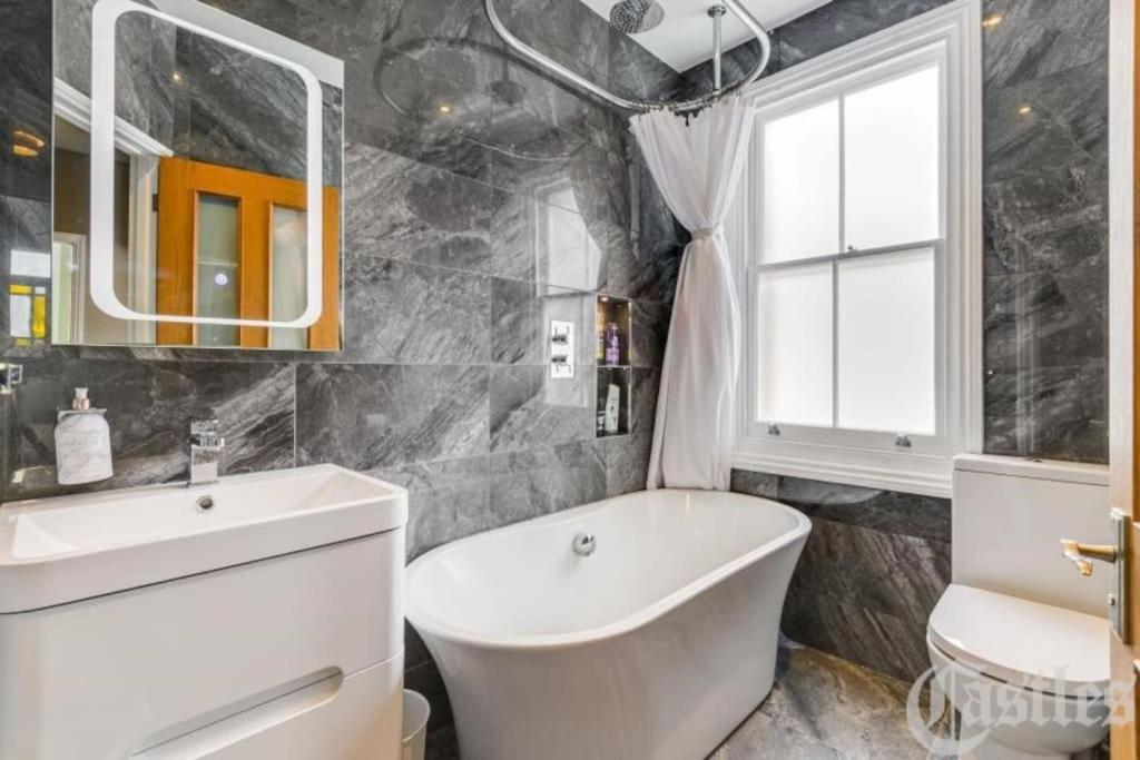Lrg Stunning 5BD CrouchEnd House