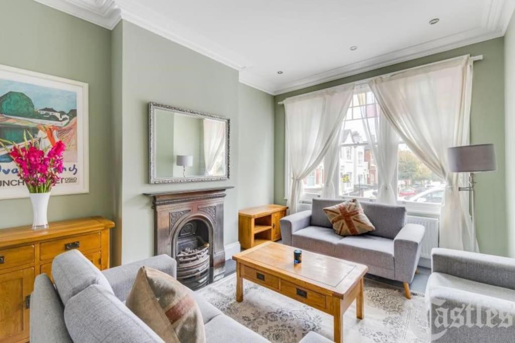 Lrg Stunning 5BD CrouchEnd House