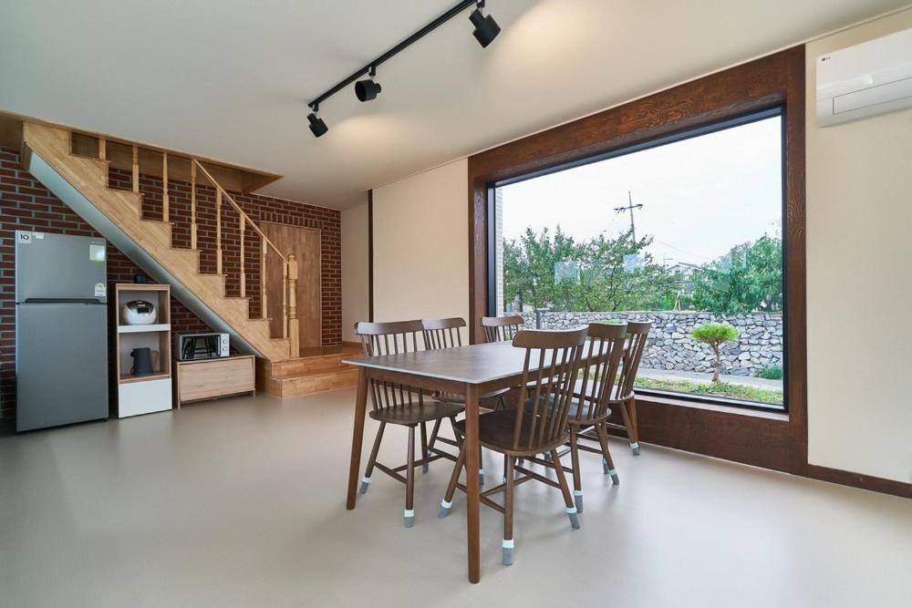 Nonsan Oyeo Poolvilla