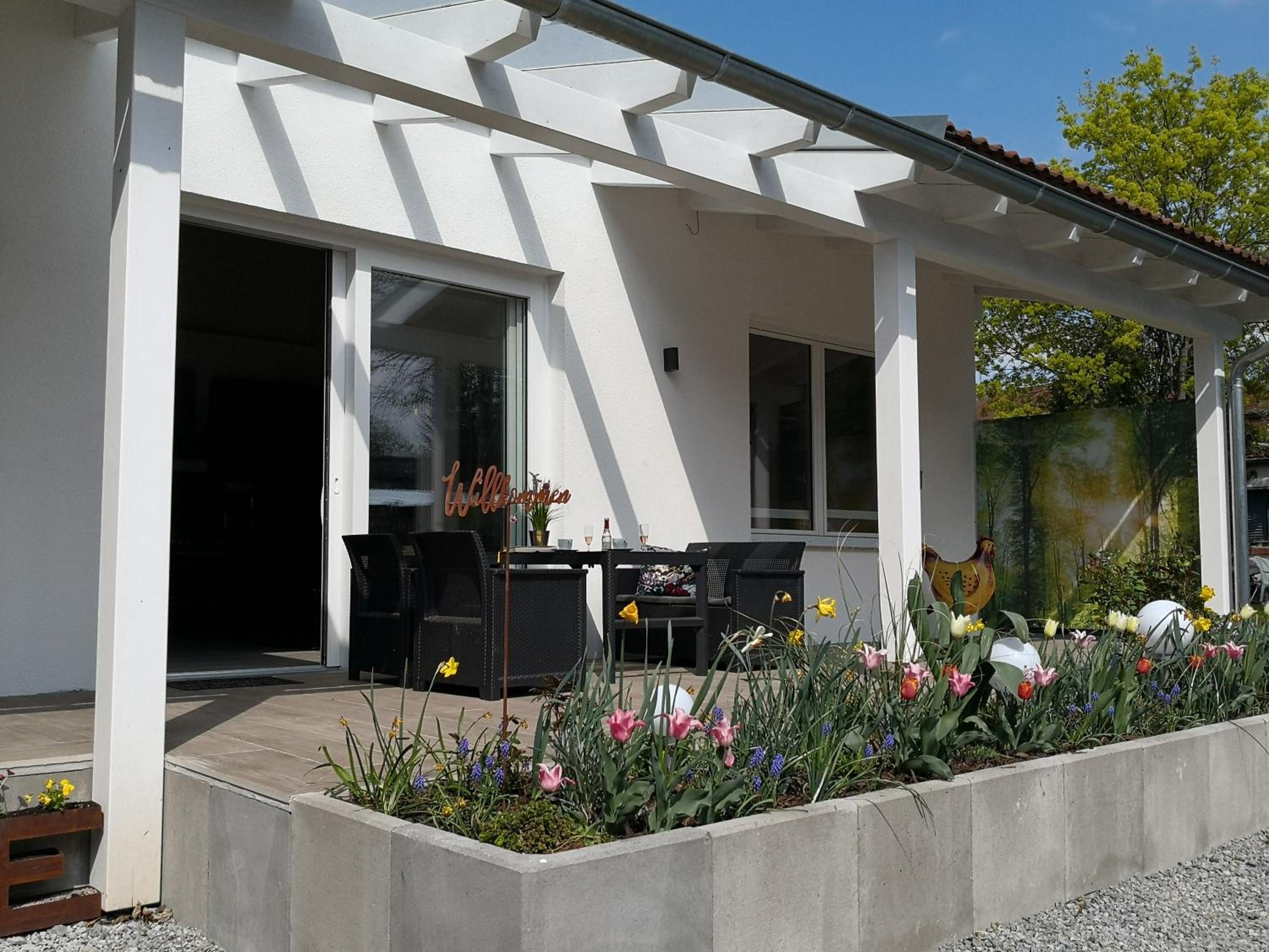 Auszeit Erfurt - stilvoller Bungalow mit Parkplatz - zentrumsnah