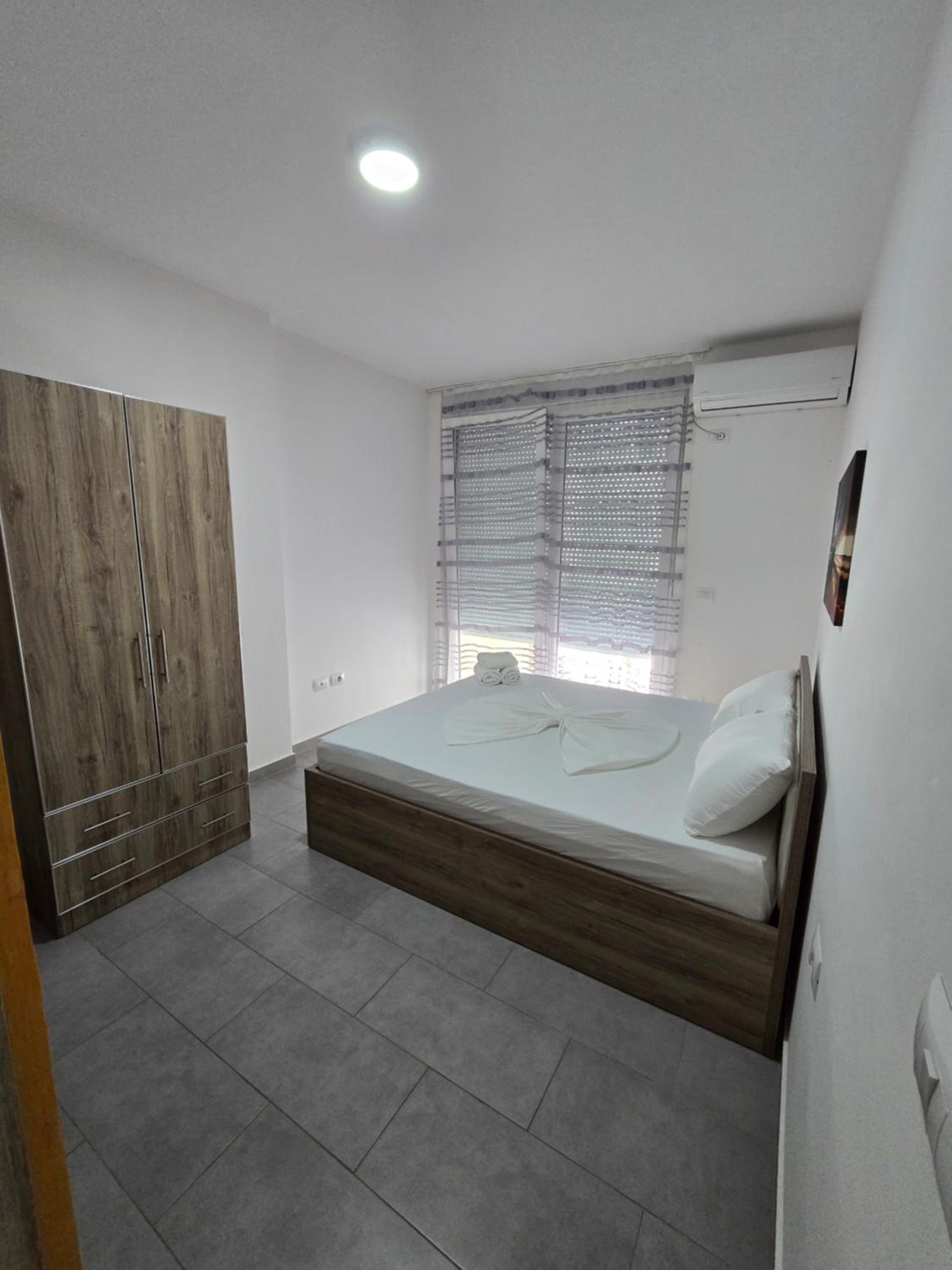 Roxhensi Apartments