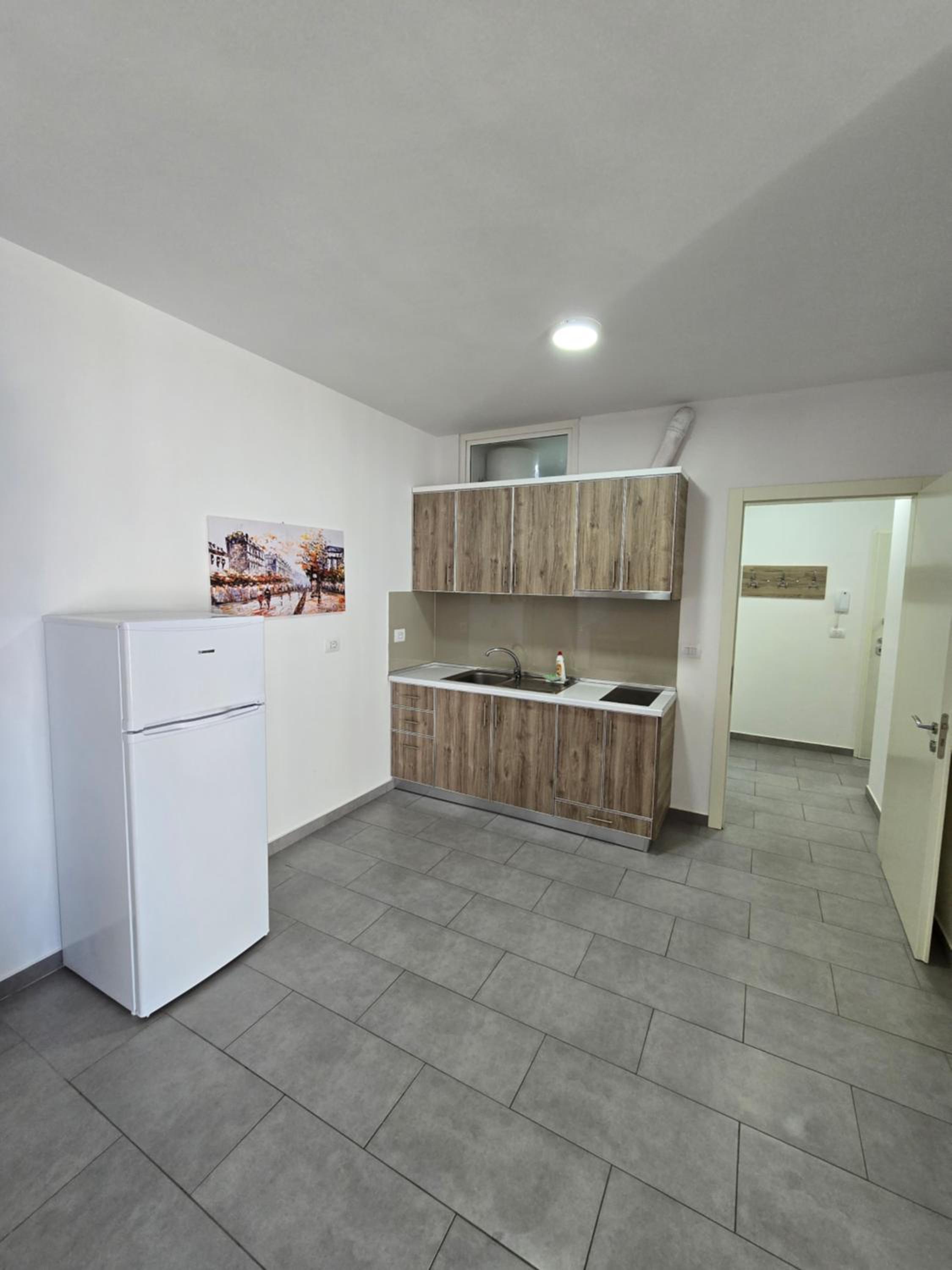 Roxhensi Apartments