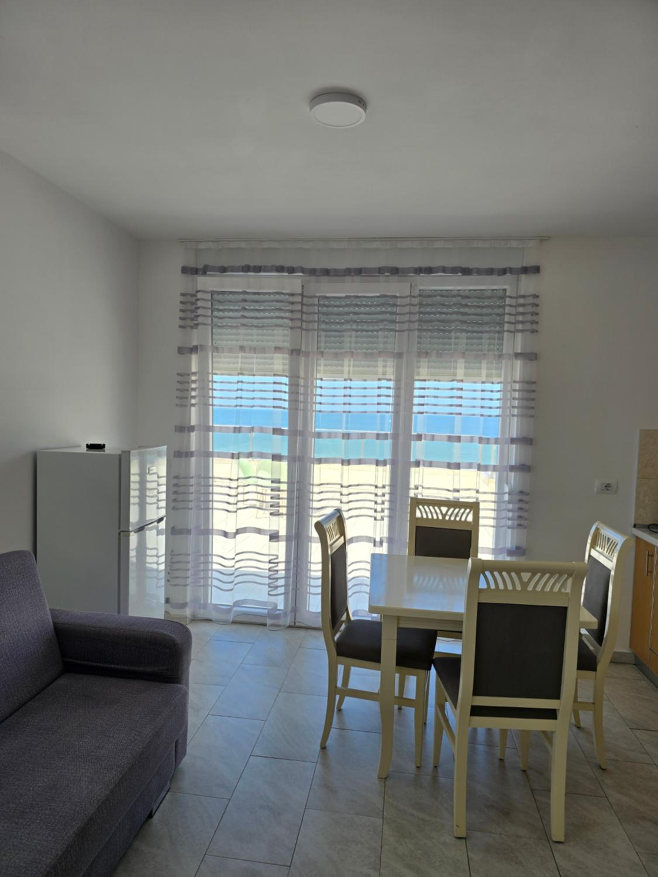 Roxhensi Apartments
