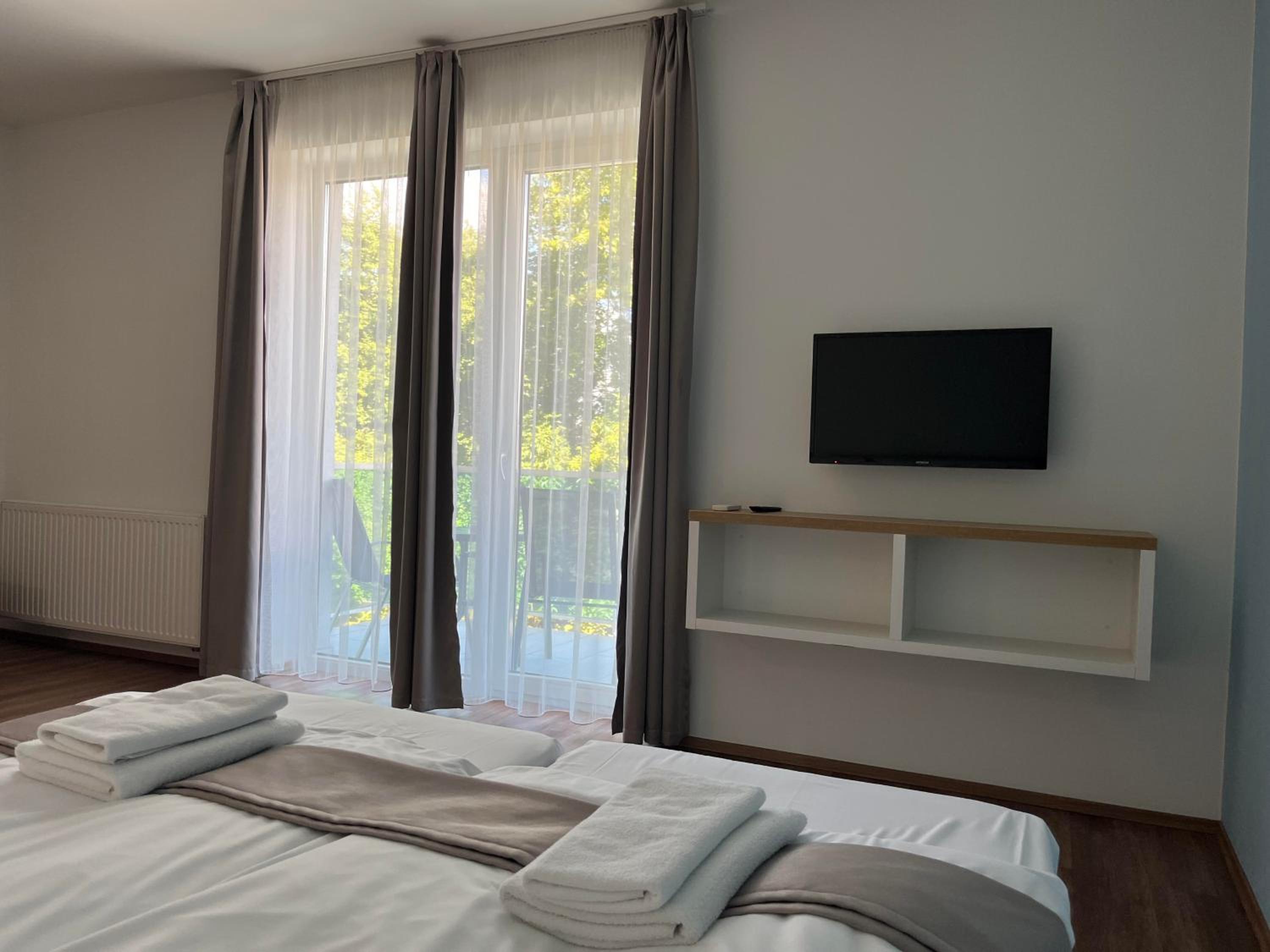 Berill Crystal Apartman view 3
