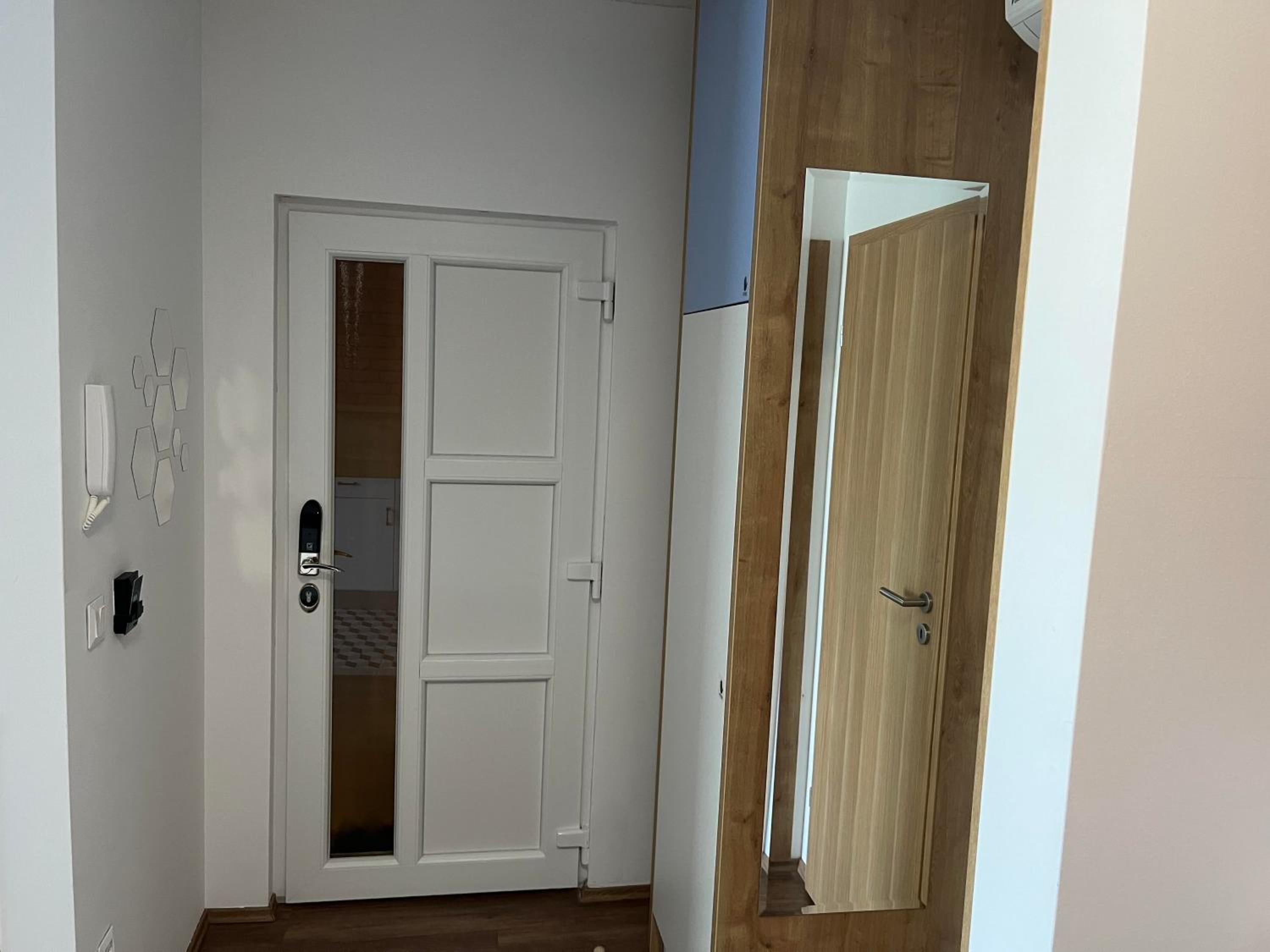 Berill Crystal Apartman view 4