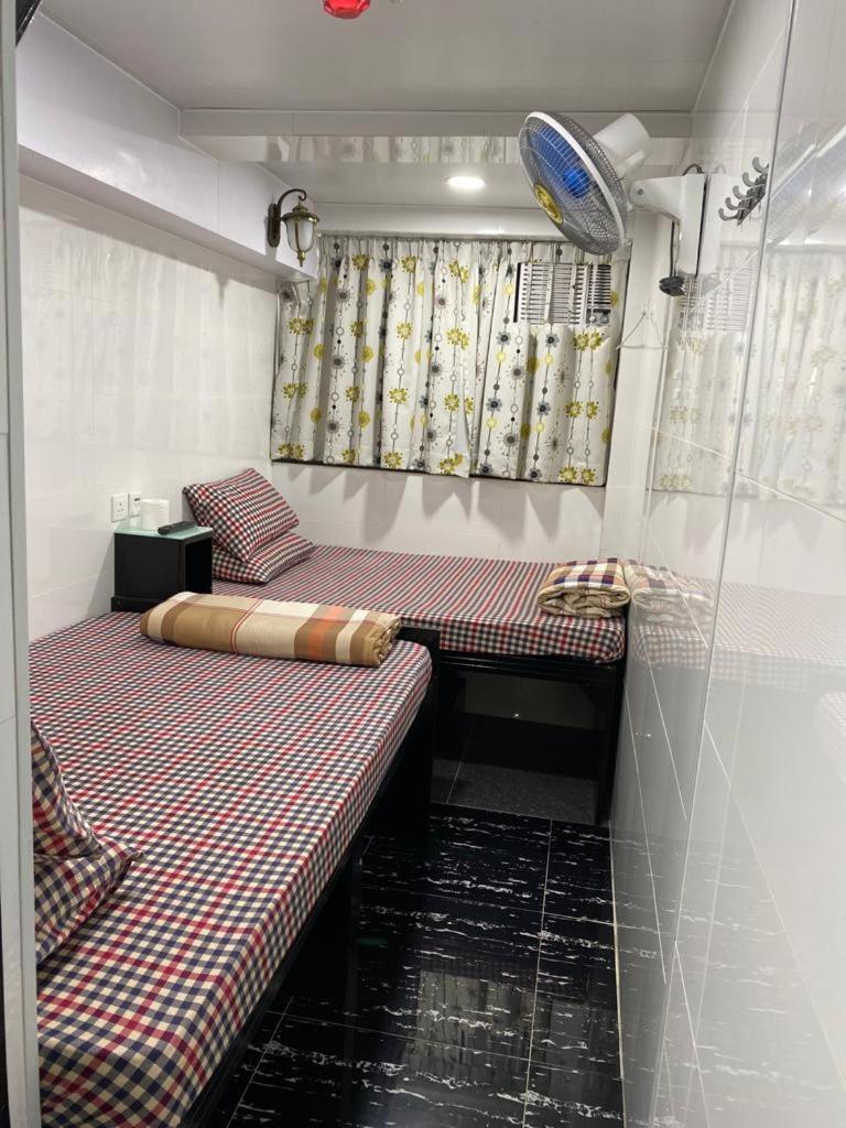 Days Hostel Block D 24 HOUR RECEPTION BLOCK D 10TH FLOOR