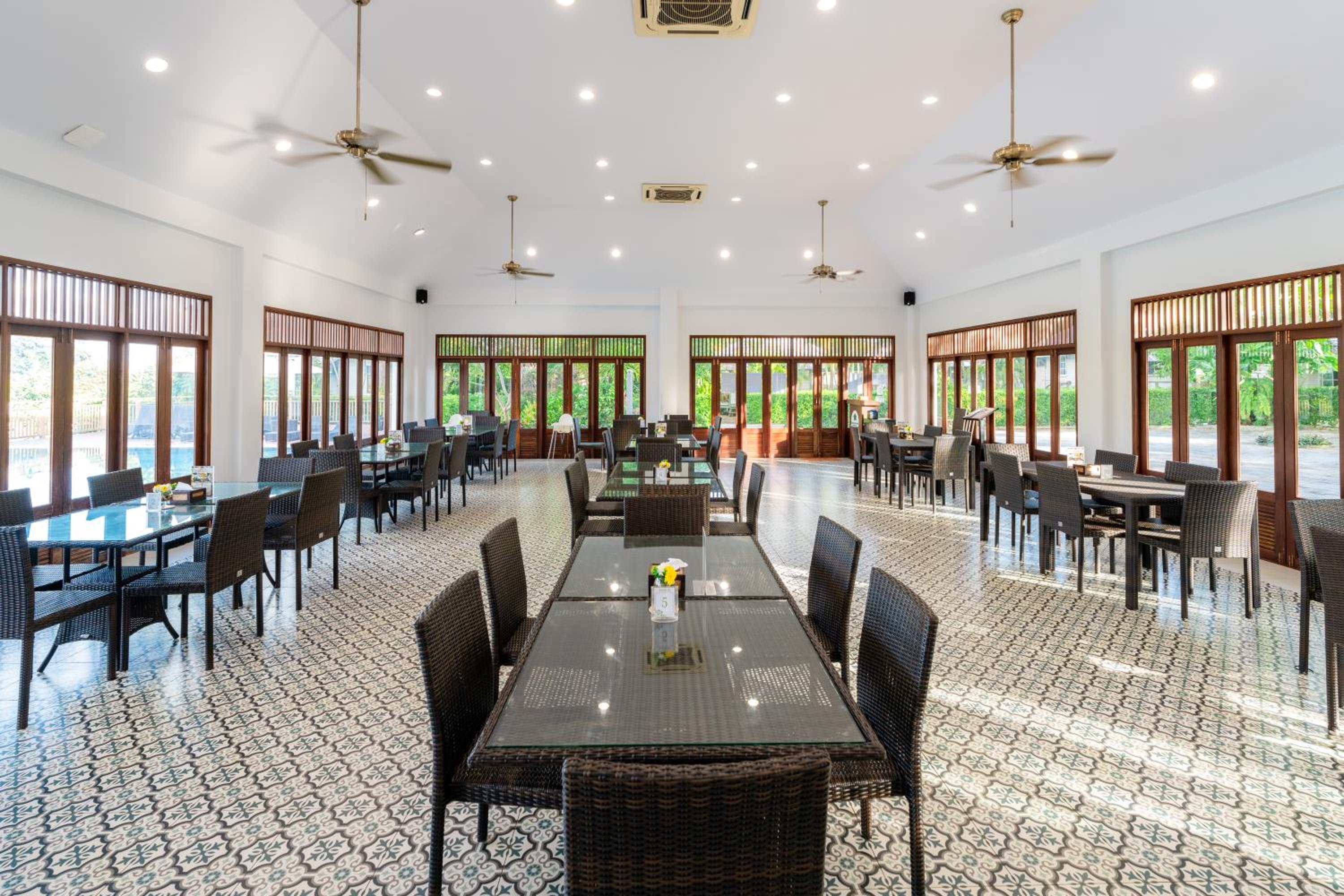Baan Imm Sook Resort