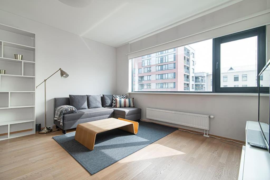 Comfortable City Center Apartment by URBAN RENT view 5