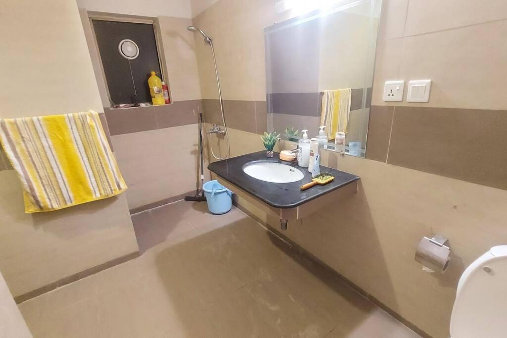 Aesthetic One-Bed Combo for Families view 5