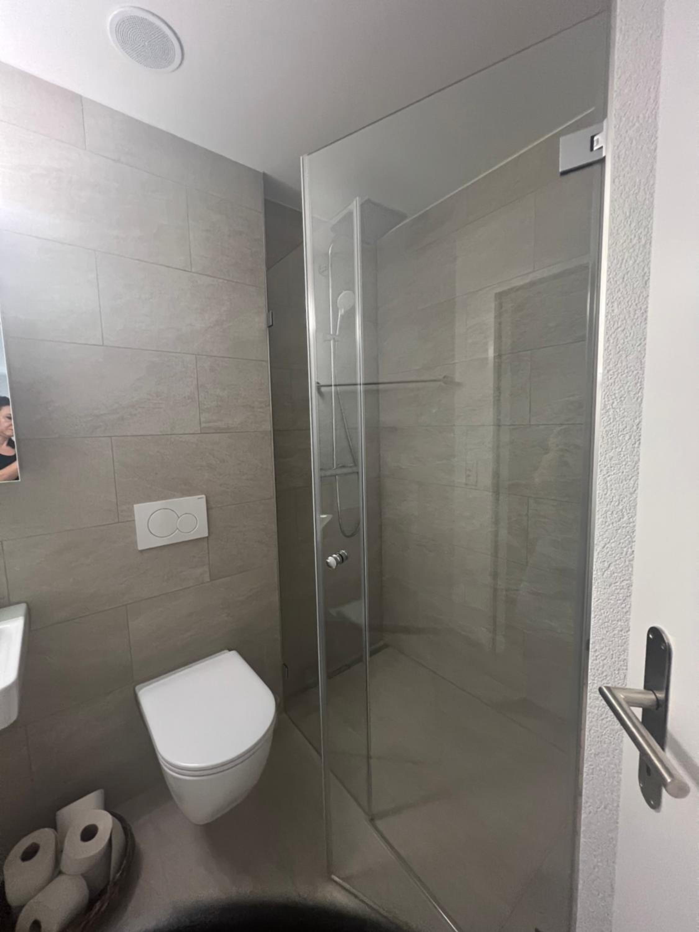 Modern Luxury Apartment Near Airport & Zurich City