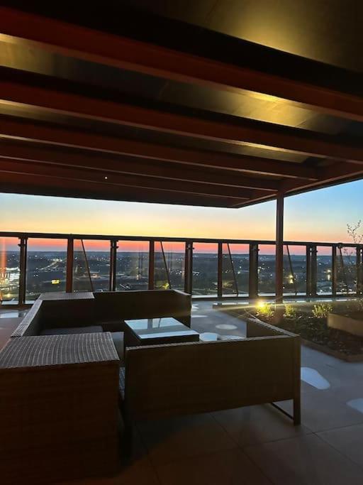 Skylum 17th Floor Apartment view 5