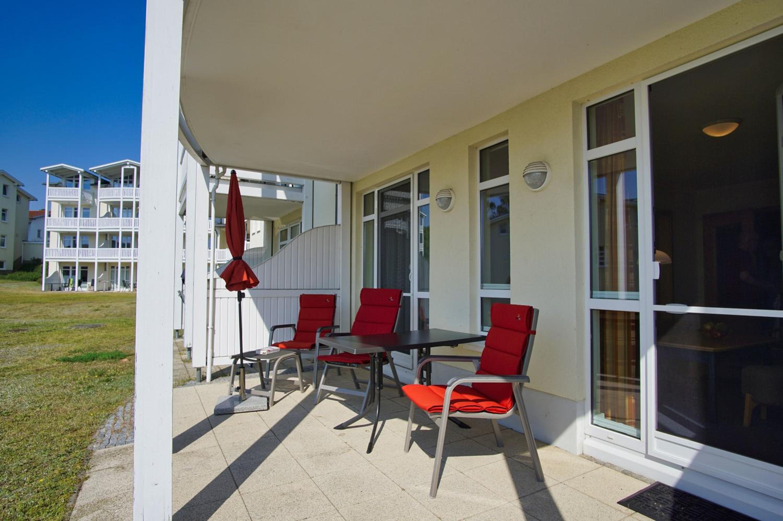 Meeresblick Residenzen FeWo02 mit gratis Schwimmbadnutzung im AHOI Sellin
