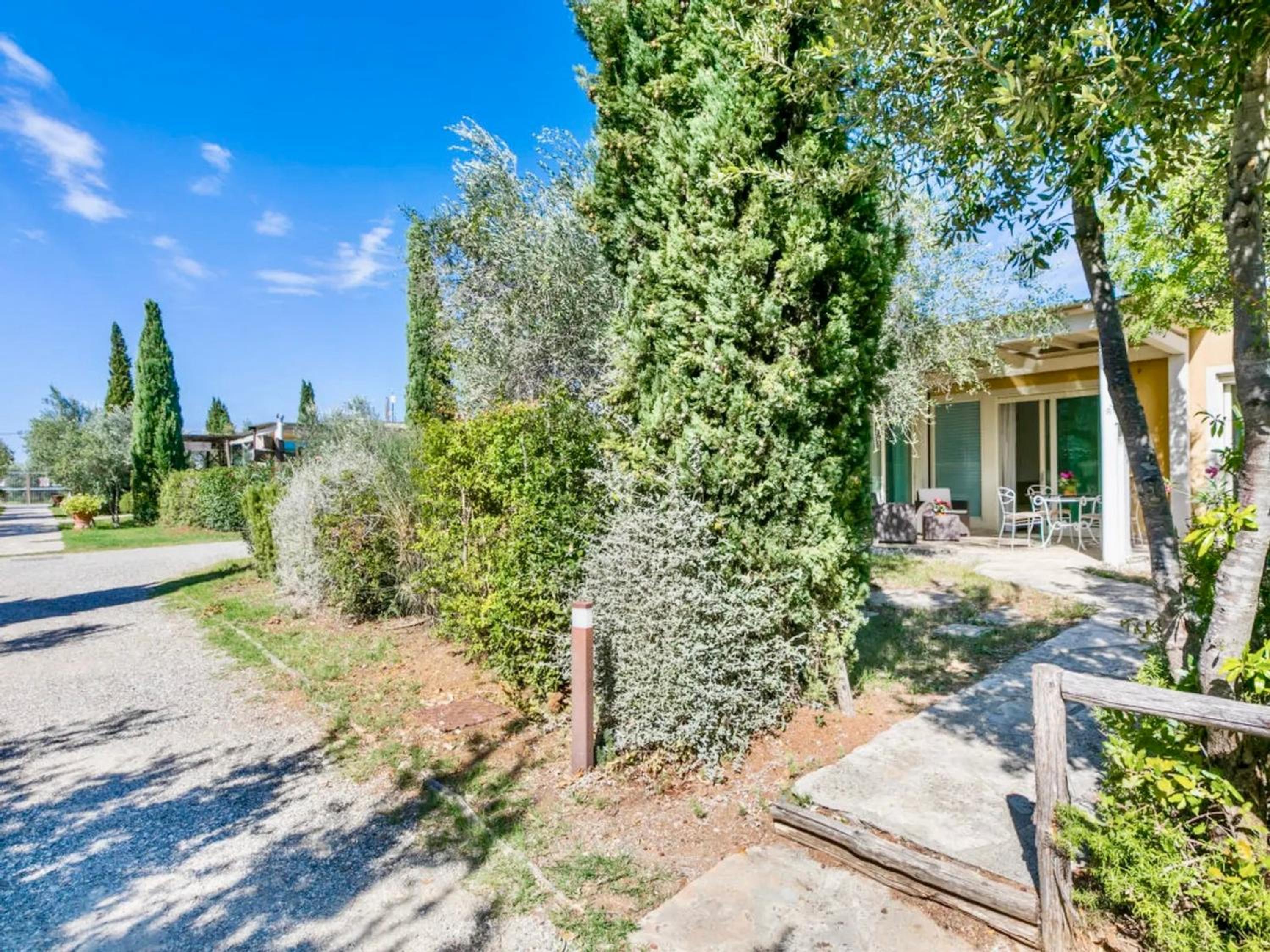 ISA-Green building-residence with swimming-pool in Cecina, elegant cottages with air conditioning and private outdoor area view 3