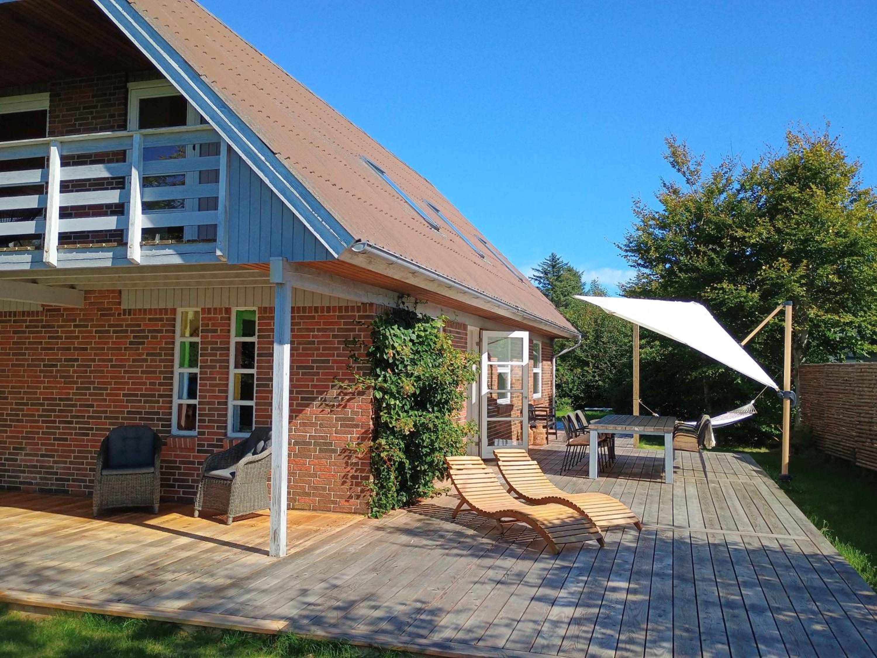 Family-Friendly Home Near Beach Forest Harbour