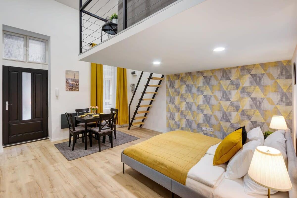 Central - NEW - Modern view 2