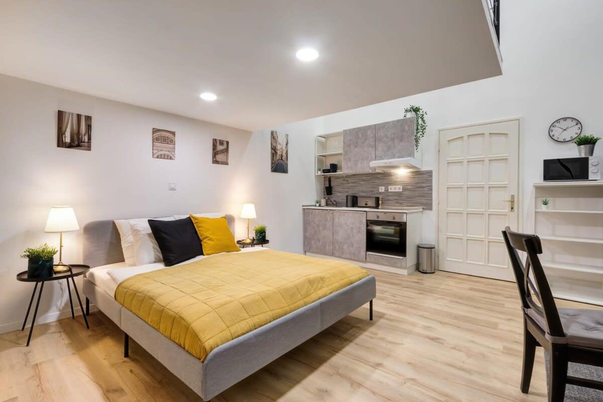 Central - NEW - Modern view 4