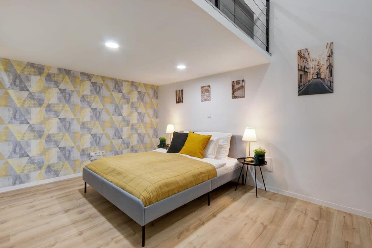 Central - NEW - Modern view 3