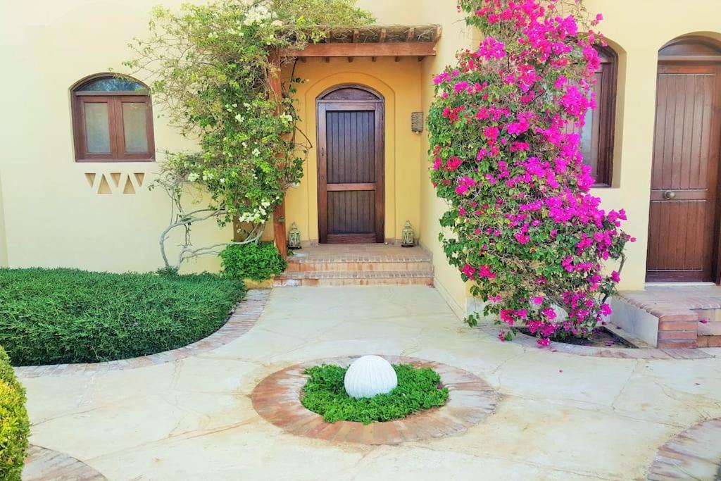 Private Villa with heated pool and lagoon