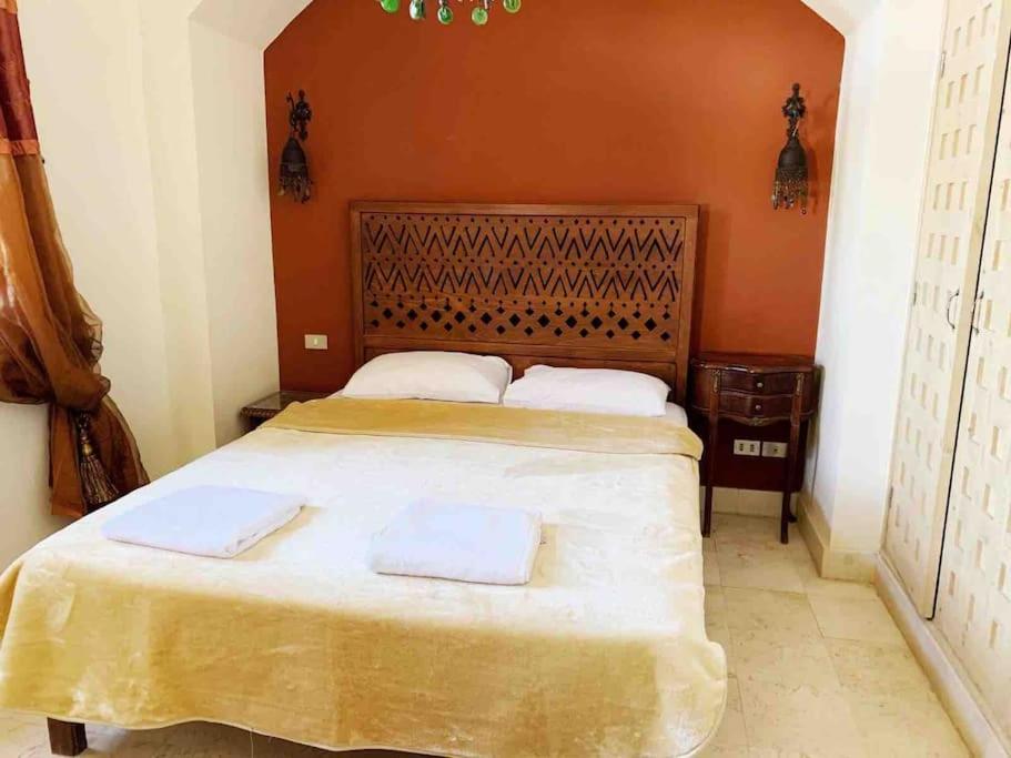 Private Villa with heated pool and lagoon
