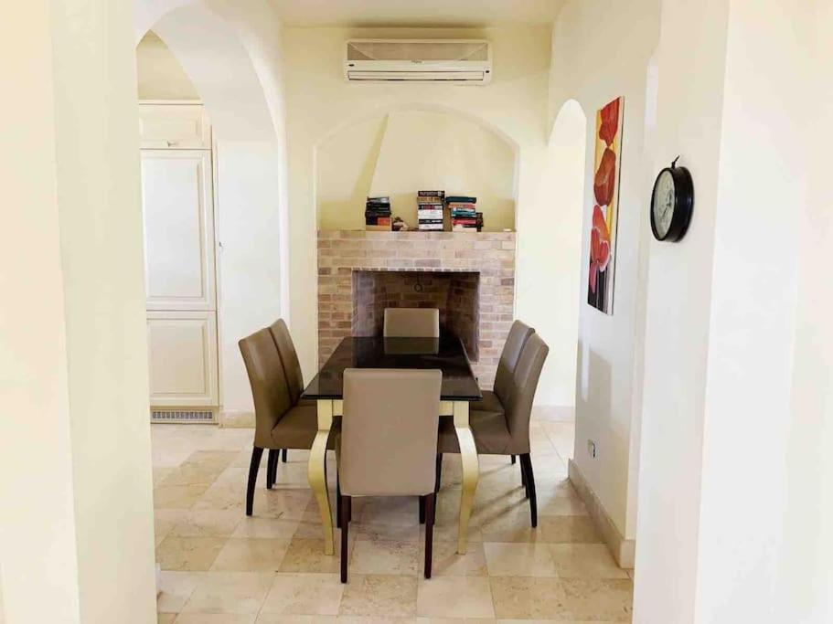 Private Villa with heated pool and lagoon