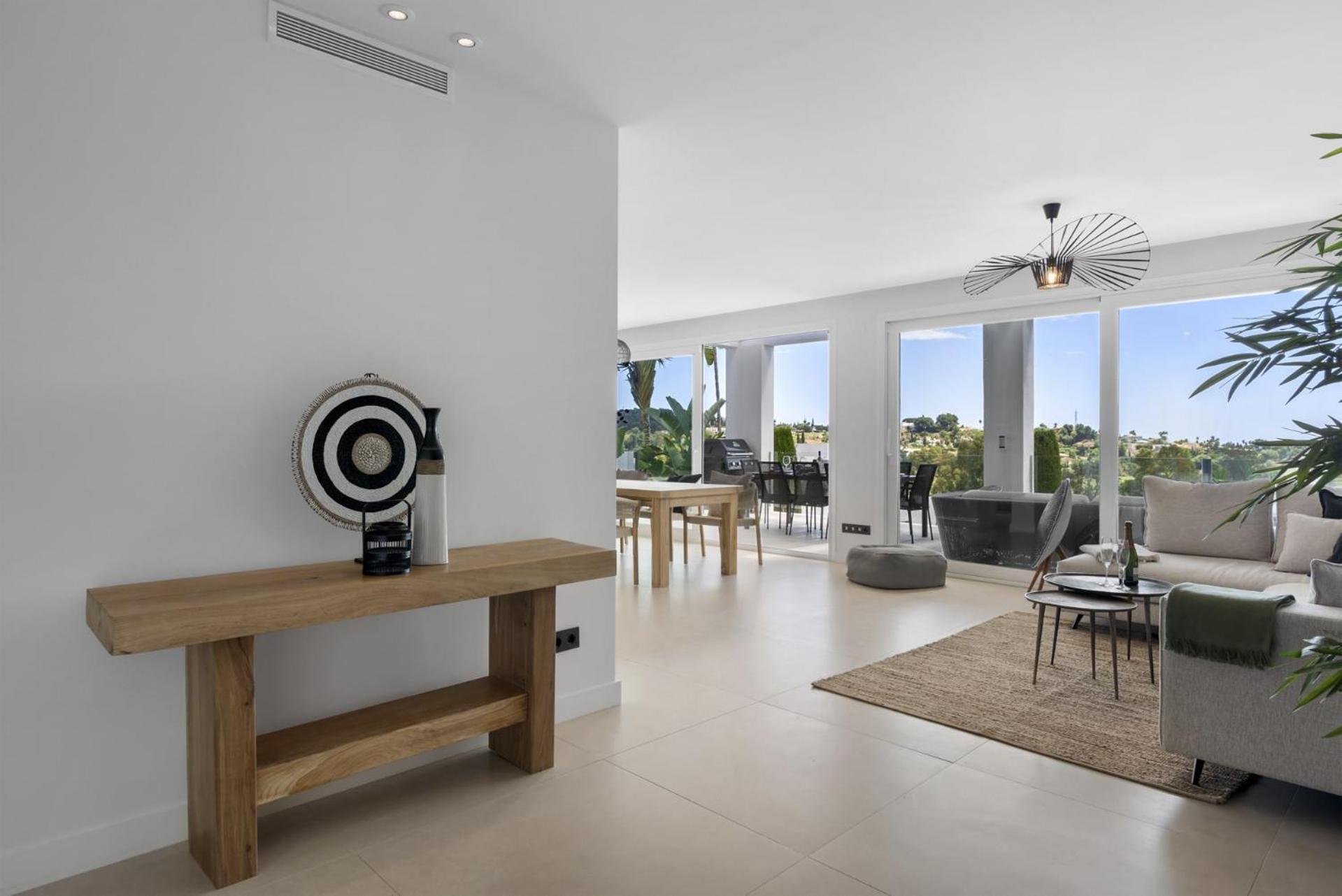 ViVi Homes -Villa Carat Pool, Cinema, Golf & Terrace