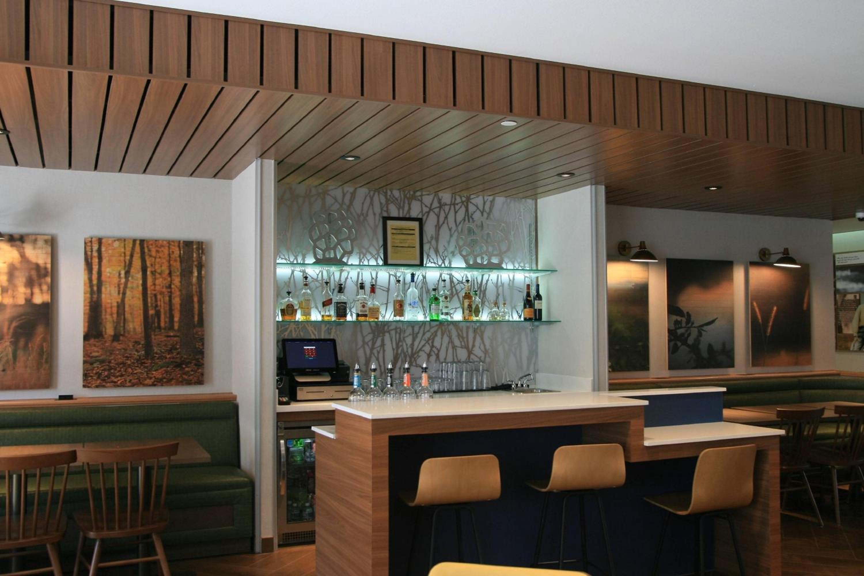 Liberal Vacations - Fairfield Inn  Suites by Marriott Liberal - Property Image 12