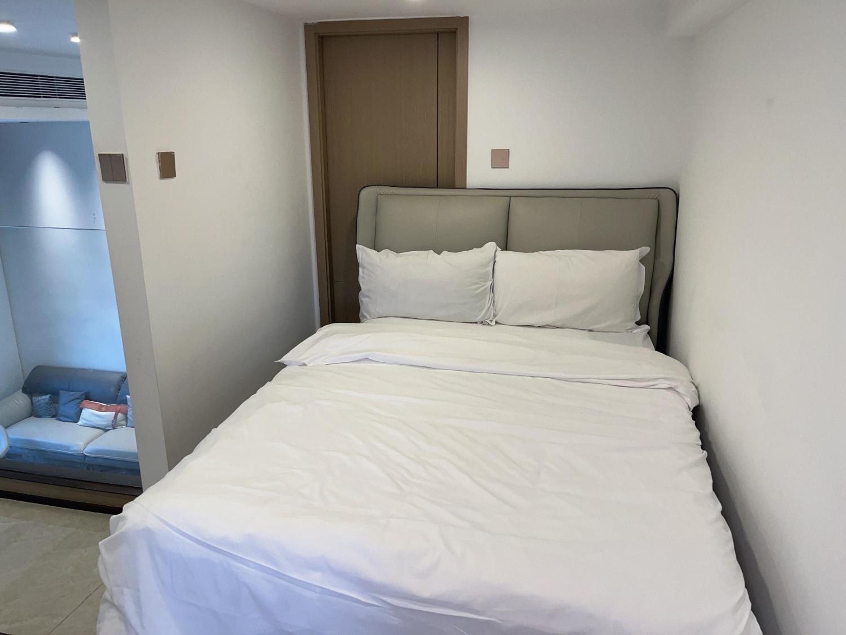 Sunny International Apartment From Beijing Road view 2