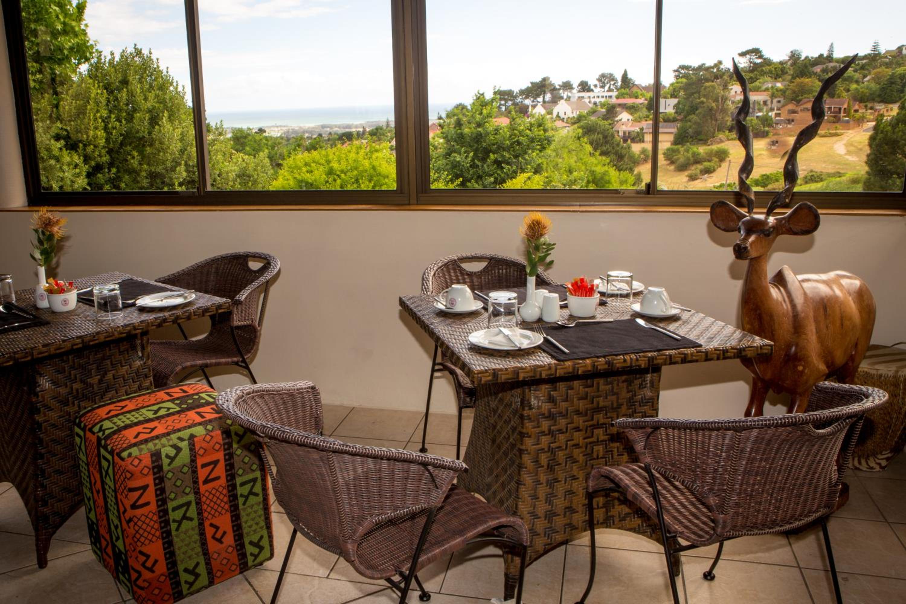 Winelands Villa Guesthouse and Cottages