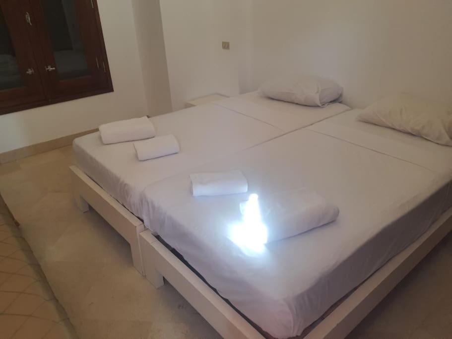 Villa, with heated Pool and Lagoon