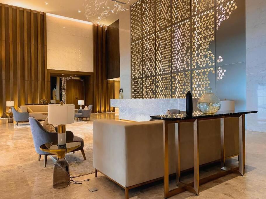 Balcony Suites Quill Residence