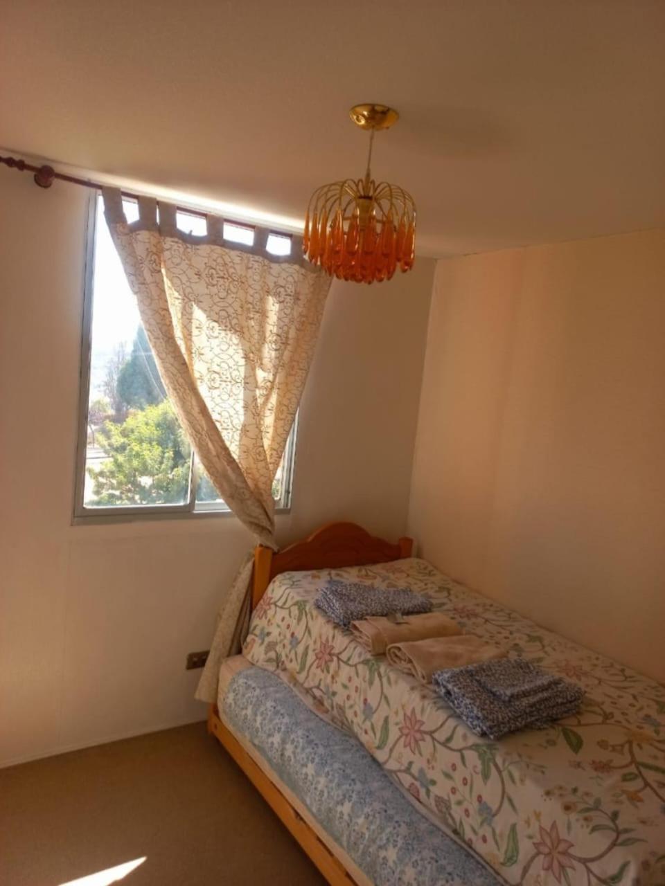 Acogedor, DEPTO 2 DORM, a 15 minutos playa