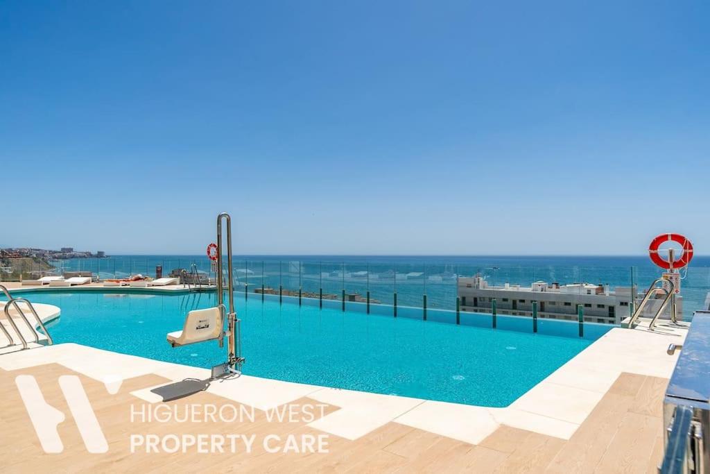 La Luz del Mar - Seaview Pool Apartment, Fuengirola, Costa del Sol view 5